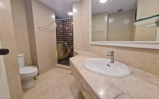 LTH7256 – Fifty Fifth Thonglor FOR RENT 3 beds 3 baths Size 165 Sq.M.Near BTS Thonglor stations ONLY 55k/month