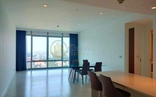 LTHC7586 – 185 Rajadamri FOR RENT 2 beds 2 baths Size 120 Sq.M.Near BTS Ratchadamri station ONLY 130k/Month