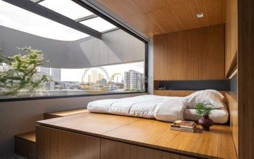 LTHC7593 – House FOR SALE In Sathron 3 beds 4 baths size 460 Sq.M. Near BTS Surasak station ONLY 115 MB