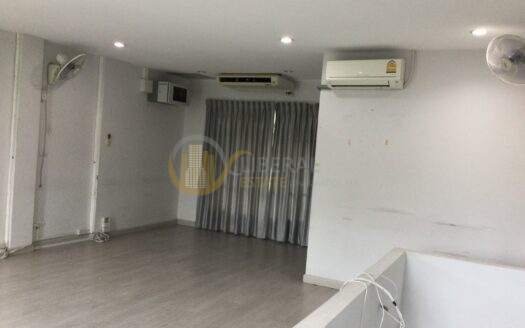 LTH7448 – Townhome in Rama9-Krungthepkreetha FOR SALE 3 beds 3 baths Size 168 Sq.M. Near ARL Huamark Station ONLY 6.7 MB