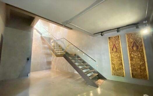 LTHC8625 – Modern Pool Villa FOR RENT 5 beds 6 baths Size 850 Sq.M. Near BTS Ekkamai Station ONLY 360k/month