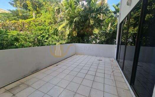 LTH10025 – House in Sukhumvit 71 Suitable For Home Office size 54 sq.w. Near BTS Pra khanong Station PRICE ONLY 17.5 MB