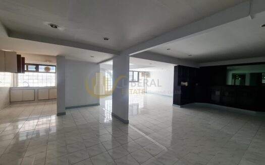 LTH10025 – House in Sukhumvit 71 Suitable For Home Office size 54 sq.w. Near BTS Pra khanong Station PRICE ONLY 17.5 MB