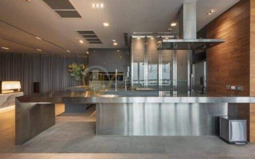 LTH10022– Millennium residence FOR SALE size 376.80 Sq. m. 2 beds 3 baths Near BTS Asoke Station ONLY 150.8 MB