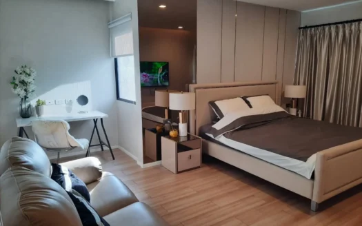 LTH10375– House FOR RENT in Pattanakan 76 size 200 Sq. w. 4 beds 6 baths MRT Hua Mak Price ONLY 250k/Month