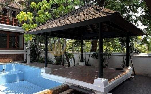 LTHC10409– House FOR RENT in Sukhumvit 26 size 700 Sq.m. 4 bed 4 bath near BTS Phrom Phong Station ONLY 350k/Month