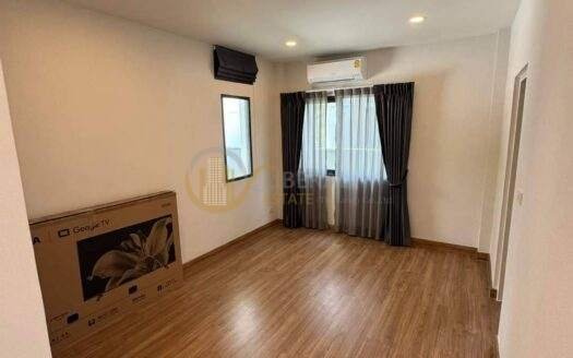 LTH10339-Detached House FOR RENT in Don Mueng size 71.7 Sq.w. 4 beds 5 baths Located Don Mueng Price ONLY 130K/Month