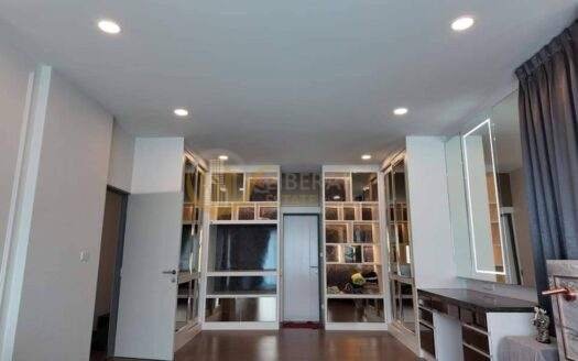 LTH10331-Luxury Detached House FOR RENT in The City Bangnasize 78 Sq.w.4 beds 5 baths Located 1km from Mega Bangna Price ONLY 350K/Month