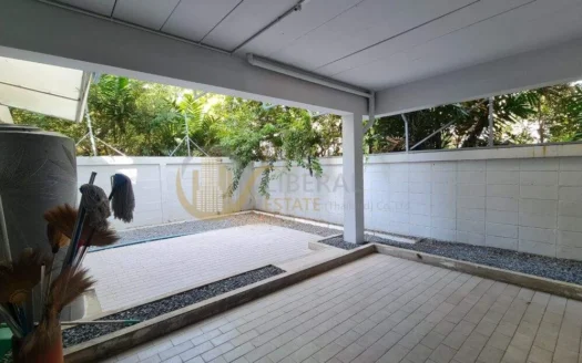 LTH10558– House FOR SALE in Sukhumvit 71 Suitable For Home Office size 54 sq.w. Near BTS Pra khanong Station PRICE ONLY 17.5 MB