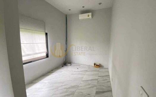 LTH10810–Land with Building for Rent in Bearing Area Size 351 sq.w Near BTS Bearing station ONLY 90k/Month