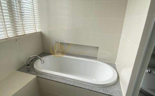 LTH10794–Millennium Residence beds 3 baths 3 size 144.89 Sq.m. Near BTS Phrom Phong Station ONLY 28.6MB