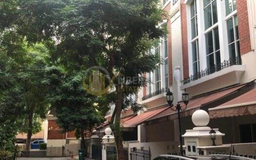 LTH15821- Baan klang Krung British Town FOR RENT size 350 Sqm. 4 beds 5 baths Near BTS Thong Lor.ONLY 75k/Month