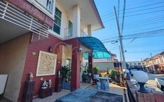 LTHC11330-House FOR SALE at Pathum Thani Size 59 sqw. 236 sqm. 4 beds 3 baths Location Chatt Luang 9 Road 2 ONLY 4.5 MB