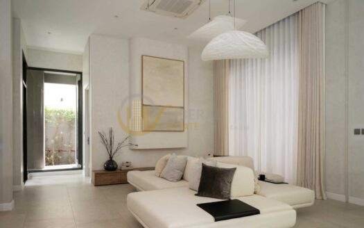 LTH11442 – Ultra Luxury Pool Villa for Sale Pattanakarn | Private Living Best Value | Near MRT Khlong Tan | 165 MB | บ้านหรูระดับ Ultra Luxury พัฒนาการ พร้อมสระว่ายน้ำส่วนตัว ใกล้ MRT คลองตัน