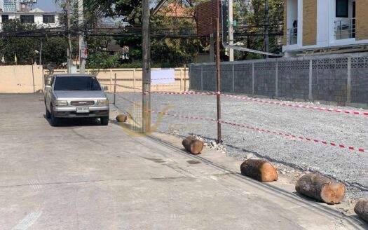 LTH11375-Land FOR SALE at Sukhumvit 54 Size 76 sqw. Near BTS Onnut Station ONLY 20 MB