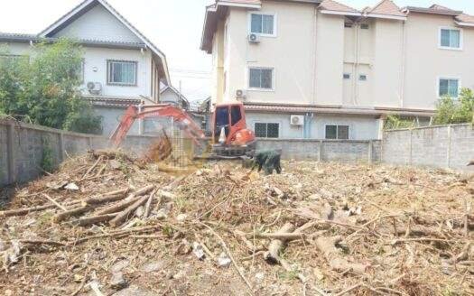 LTH11449 – Land FOR SALE in Sukhumvit 101 Size 87 sqw 348 sqm. Near BTS Punnawithi Station ONLY 6.96 MB