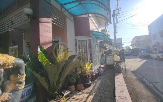 LTHC11330-House FOR SALE at Pathum Thani Size 59 sqw. 236 sqm. 4 beds 3 baths Location Chatt Luang 9 Road 2 ONLY 4.5 MB