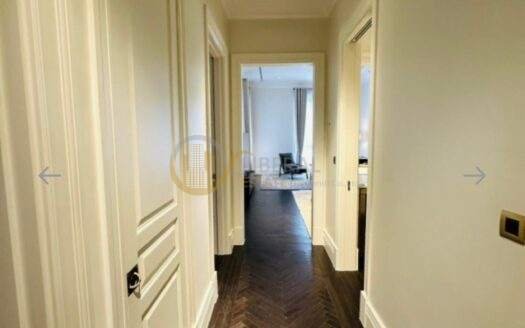 Luxury Condo for Rent Phloen Chit | City Lifestyle Luxury | Near BTS Phloen Chit | 200,000 THB/Month | คอนโดหรูให้เช่า เพลินจิต ไลฟ์สไตล์เมือง หรูหรา ใกล้ BTS เพลินจิต 200,000 บาท/เดือน – LTHC11432