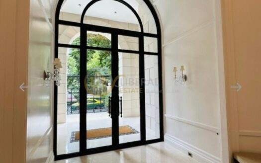 Luxury Condo for Rent Phloen Chit | City Lifestyle Luxury | Near BTS Phloen Chit | 200,000 THB/Month | คอนโดหรูให้เช่า เพลินจิต ไลฟ์สไตล์เมือง หรูหรา ใกล้ BTS เพลินจิต 200,000 บาท/เดือน – LTHC11432