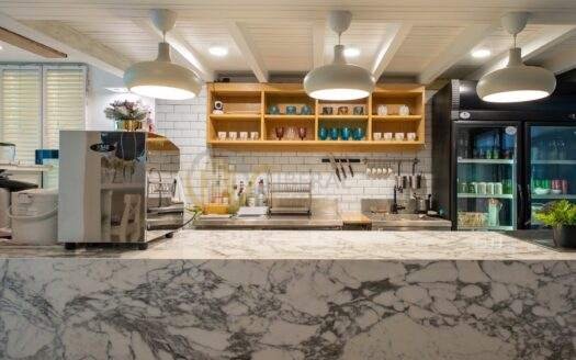 LTHC11342 – Hotel business FOR SALE Size 45 sqw. 180 sqm. 15 rooms 15 baths Near BTS Krung Thonburi Station ONLY 50 MB