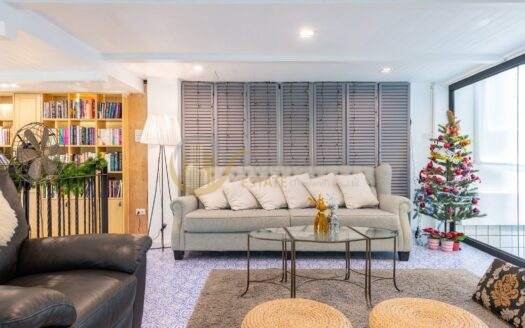 LTHC11342 – Hotel business FOR SALE Size 45 sqw. 180 sqm. 15 rooms 15 baths Near BTS Krung Thonburi Station ONLY 50 MB