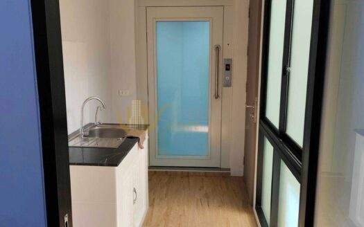 LTH11529–Home Office FOR SALE at The Pride Sukhumvit 77 Size 27 sq.w 380 sqm. 6 rooms 3 Baths Near BTS On Nut Station ONLY 19.9 MB