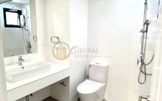 LTH11532–Home Office FOR SALE Size 87.5 sq.w 350 sqm. 2 Rooms 5 Baths Near BTS Punnawithi Station ONLY 25 MB