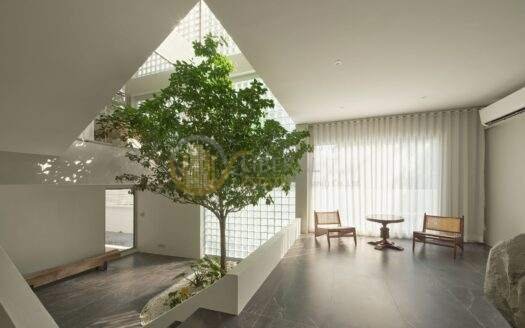 LTH11879 – Home Office For Sale in Soi Ratchadaphisek 42 Size 550 sqm. 63 sqw. 2 beds 3 baths Near BTS Ratchayothin Station ONLY 29 MB