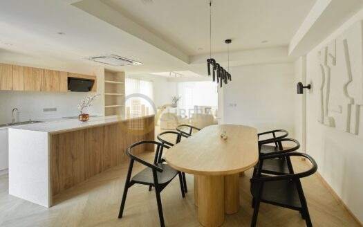 LTH11879 – Home Office For Sale in Soi Ratchadaphisek 42 Size 550 sqm. 63 sqw. 2 beds 3 baths Near BTS Ratchayothin Station ONLY 29 MB