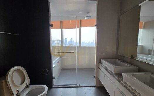 LTH12057OP – Spacious Condo High Floor for Rent Phrom Phong | City Lifestyle Best Value | Near BTS Phrom Phong | 75,000 THB | คอนโดให้เช่า พร้อมพงษ์ ชั้นสูง ห้องกว้าง คุ้มค่า ใกล้ BTS พร้อมพงษ์