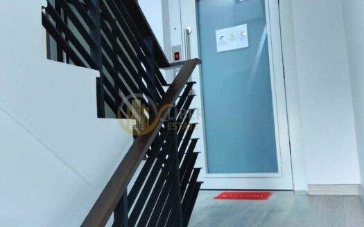 LTH12012 – Home Office For Sale at The Pride Sukhumvit 77 Size 380 Sqm. 6 rooms 3 bath Near BTS Onnut ONLY 19.9 MB