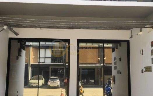 LTH12012 – Home Office For Sale at The Pride Sukhumvit 77 Size 380 Sqm. 6 rooms 3 bath Near BTS Onnut ONLY 19.9 MB