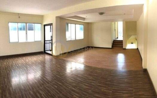 LTH12225 – Home office FOR SALE in Soi Sukhumvit 62 Soi 1 Size 420 Sq.m 3 room 4 baths Near BTS Bang Chak Station ONLY 8.9 MB