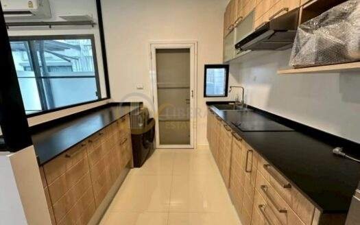 LTHC12256 – Townhome FOR RENT Indy Bangna Km7 Size 122 Sq.m 3 beds 3 baths Near BTS Bangna Station ONLY 45K/Month