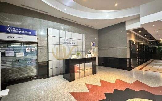 LTH12481 – Office space FOR SALE at Sorachai building Size 83 Sq.m 1 room 1 bath Near BTS Ekkamai Station ONLY 31 MB