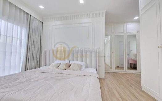 LTH12488 – House FOR RENT at Golden Neo Sukhumvit-Lasalle Size 40 SQ.W 161 SQ.M 4 Beds 4 Baths ONLY 100K/Month