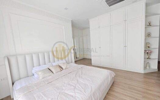 LTH12488 – House FOR RENT at Golden Neo Sukhumvit-Lasalle Size 40 SQ.W 161 SQ.M 4 Beds 4 Baths ONLY 100K/Month