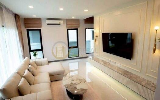 LTH12535 – New House FOR RENT at The City Bangna Size 76 SQ.W 351 SQ.M 5 Beds 6 Baths Near Mega Bangna ONLY 189K/Month