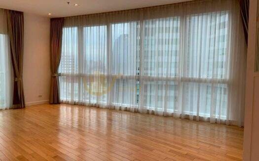 LTH12537 – Millennium Residence Condo FOR RENT Size 193 sqm. 3 beds 3 baths Near BTS Asok Station ONLY 120K/Month