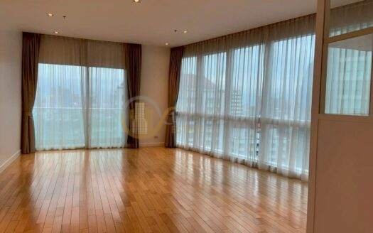 LTH12537 – Millennium Residence Condo FOR RENT Size 193 sqm. 3 beds 3 baths Near BTS Asok Station ONLY 120K/Month