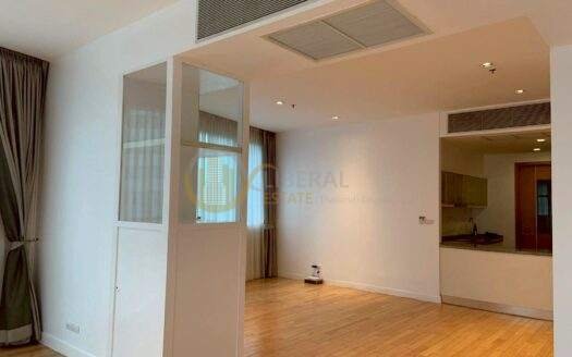 LTH12537 – Millennium Residence Condo FOR RENT Size 193 sqm. 3 beds 3 baths Near BTS Asok Station ONLY 120K/Month