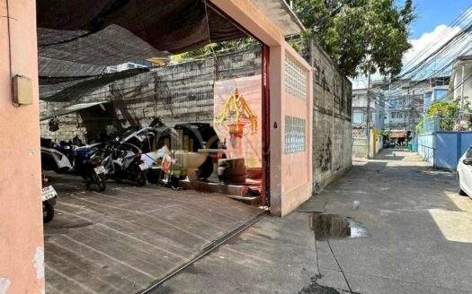 LTH15587 – Land with House for Sale Sathorn | Spacious Property for Business or Residence | Near BTS Surasak | 35 MB | ที่ดินพร้อมบ้านขาย สาทร พื้นที่ขนาดใหญ่ เหมาะทำธุรกิจ ใกล้ BTS สุรศักดิ์