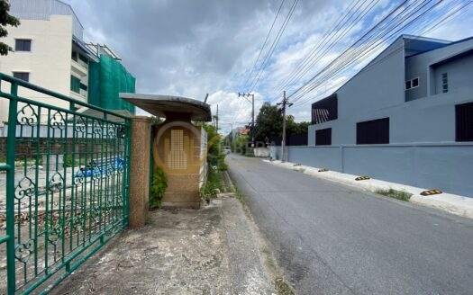 LTHC12770 – Land for sale in Sukhumvit 71 (Pridibanomyong 14) Size 166 sqw. Near BTS Phra Khanong Station ONLY 25.73 MB