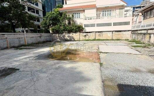 LTH12868 – Land For Rent in Sathorn – Narathiwas Soi 8 Size 71 sqw. Near BTS Chong Nonsi Station ONLY 45K/Month