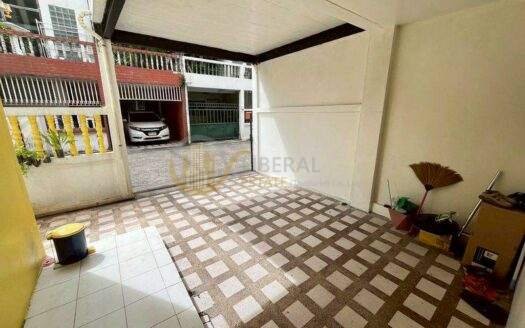 LTHC13201 – Commercial Townhouse for Rent | Mid Sukhumvit Phrom Phong Area | 150–200 sqm | 4 Levels | 70K/Month | Near BTS Phrom Phong | โฮมออฟฟิศให้เช่า สุขุมวิท กลางเมือง พร้อมพงษ์