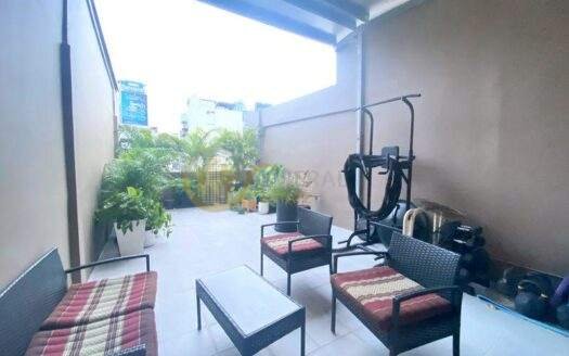 LTHC13251 – Home Office for Rent | Ploenchit | 220 sqm | 3 Rooms 2 Baths | 120K/Month | Near BTS Ploenchit | โฮมออฟฟิศให้เช่า เพลินจิต