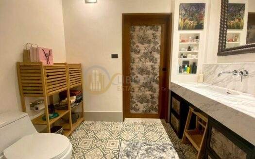 LTHC13251 – Home Office for Rent | Ploenchit | 220 sqm | 3 Rooms 2 Baths | 120K/Month | Near BTS Ploenchit | โฮมออฟฟิศให้เช่า เพลินจิต