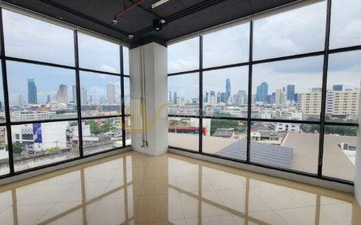 LTH13253 – Office Space for Rent | Vanilla Moon| 373.6 sqm | 8 Rooms | 180K/Month | Near BTS Chong Nonsi | พื้นที่ให้เช่า วานิลลา มูน
