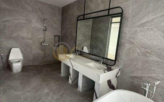 LTH13306 – Home Office for Rent | Soi Nak Niwat 48 Lat Phrao | 527 sqm | 4 Beds 4 Baths | 148K/Month | Near BTS Yellow Line Lat Phrao | โฮมออฟฟิศให้เช่า ซอยนาคนิวาส 48 ลาดพร้าว