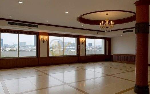LTH13314 – Commercial Space for Rent | Howard Square Hotel | 200 sqm | 45K/Month | Near BTS Surasak | พื้นที่เช่า ฮาวเวิร์ด สแควร์ โฮเทล